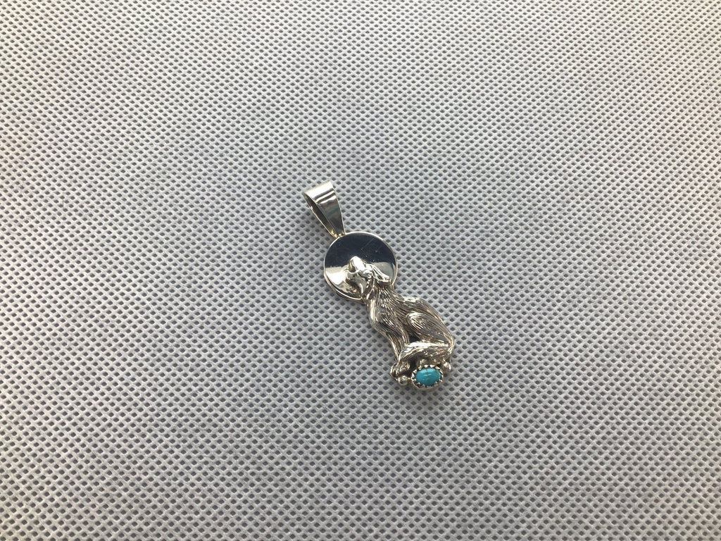 Wolf Pendant with turquoise