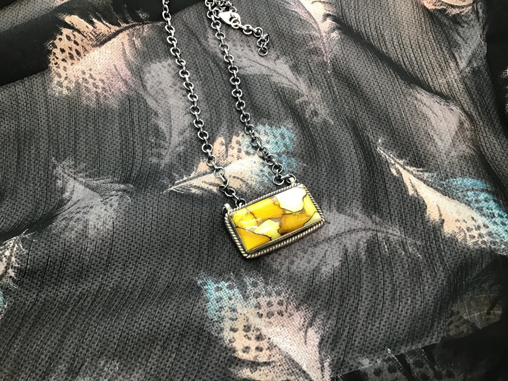 Honey Dahlia Bar Necklace