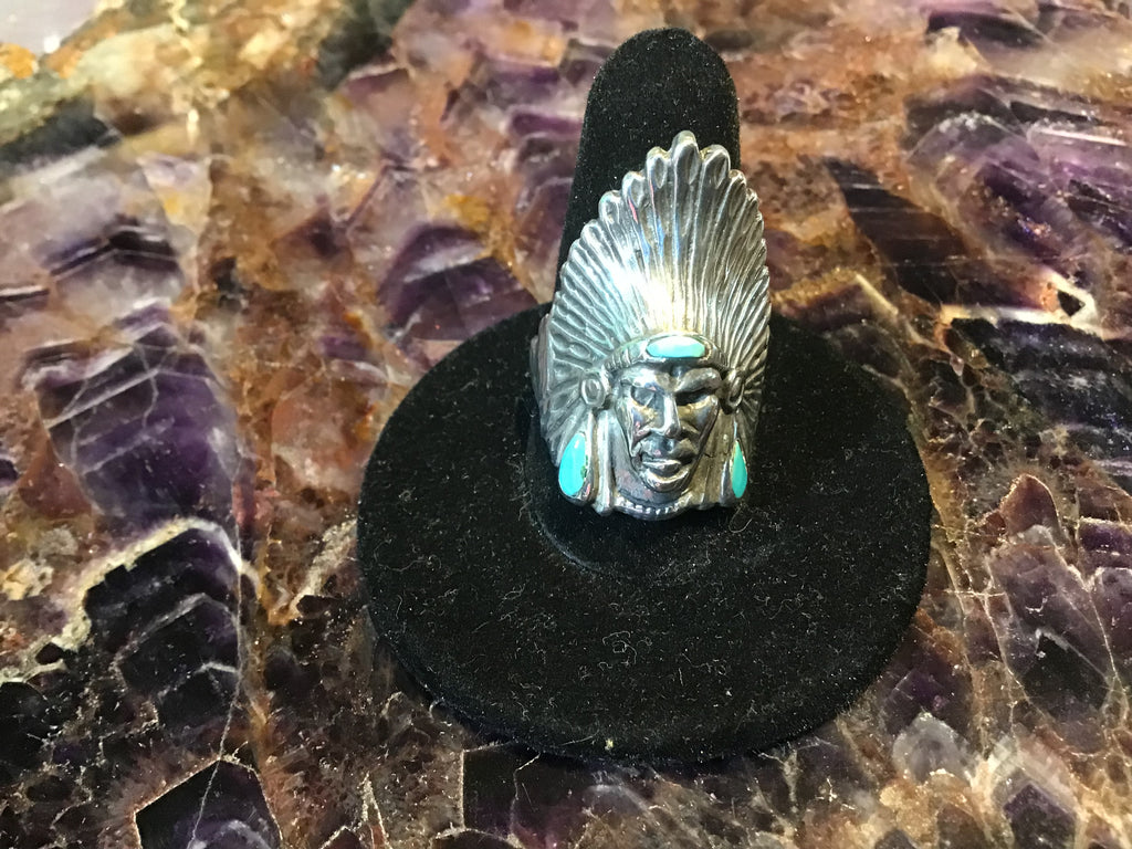Turquoise chief ring