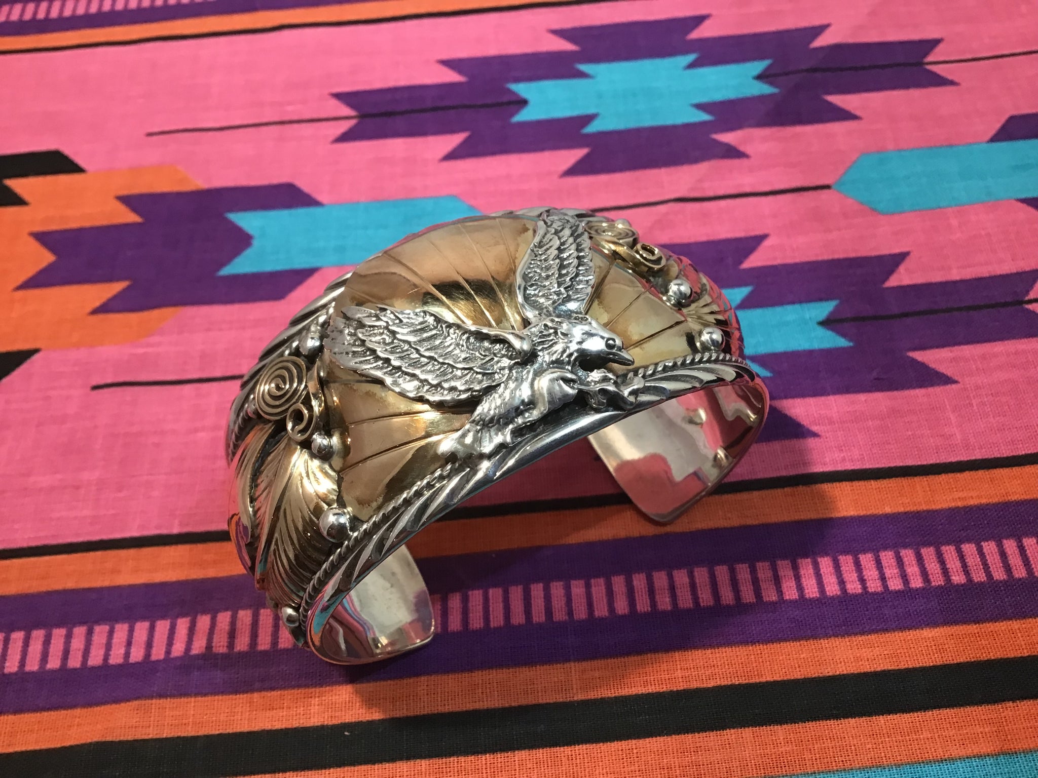 アクセサリー native american eagle head silver bangle Allen Chee Sterling and Bronze Eagle Cuff Bracelet – Native